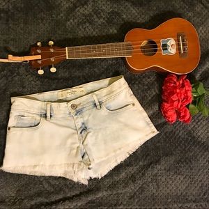 ABERCROMBIE & FITCH Shortie Shorts